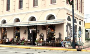 Jr's Antiques & Collectibles