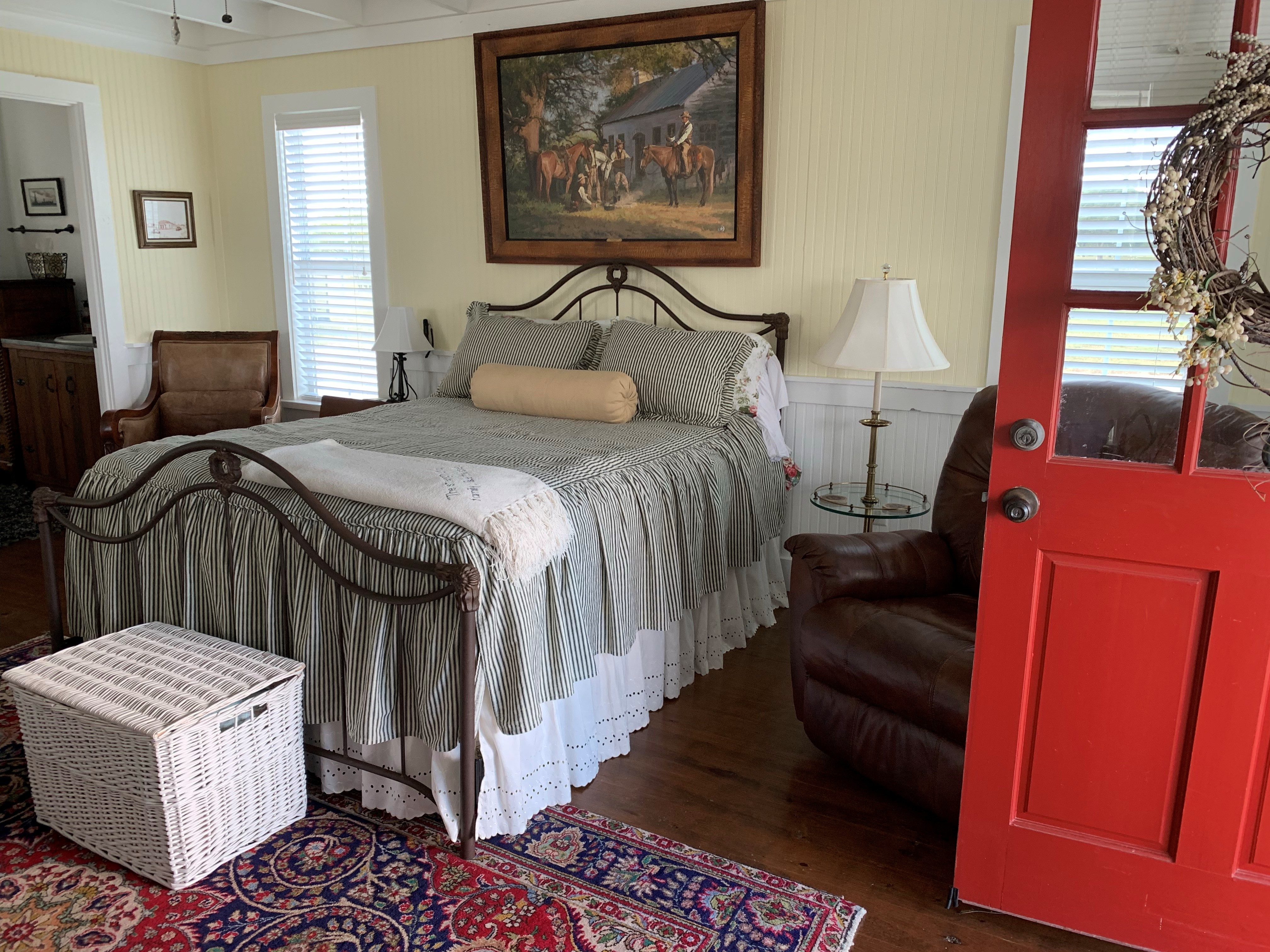 Amazing Grace Cottage Brenham, Texas & Washington County